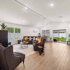 Spacious Modern Villa with Private Yard, Ocala