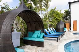 20BD Adventure Island Extreme Private Attraction