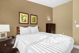 Enchanted Garden Townhouses 1 Mile to Disney World