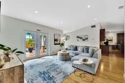 6830 Fort Lauderdale