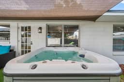 4BR Pool Home in Quiet Cul-de-Sac –  Orlando Getaway