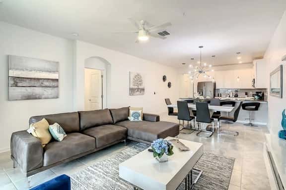 Luxury Pool Villa 15 min Disney, ChampionsGate - Image 1