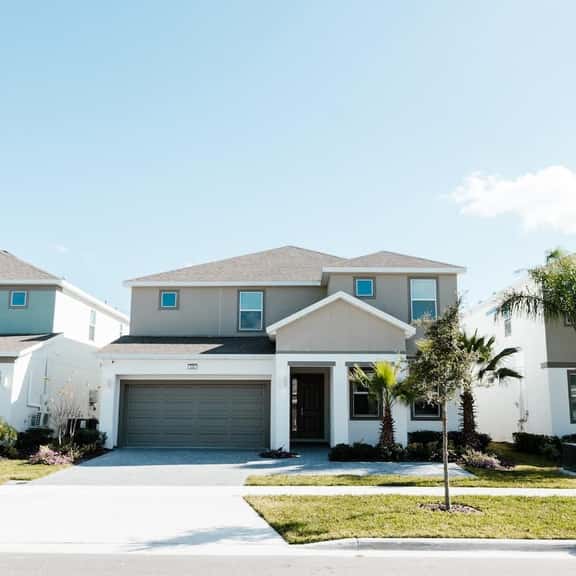 10 Bed Kissimmee Luxury Home w/ Heated Pool - Near Disney - Image 1
