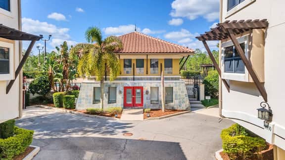 4Br, 3.5B Enchanting Townhome in Disney