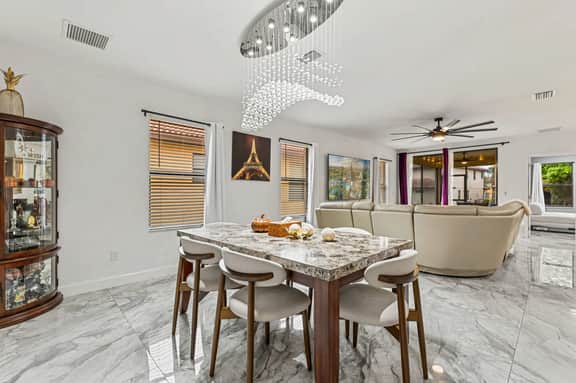 4BR Villa in Gated Villa Sol - Near Disney