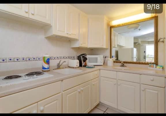 Oceanfront Daytona Condo | Pool, Hot Tub, Pets OK - Image 5
