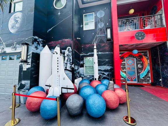 20BR Mission to Mars Extreme Private Attraction
